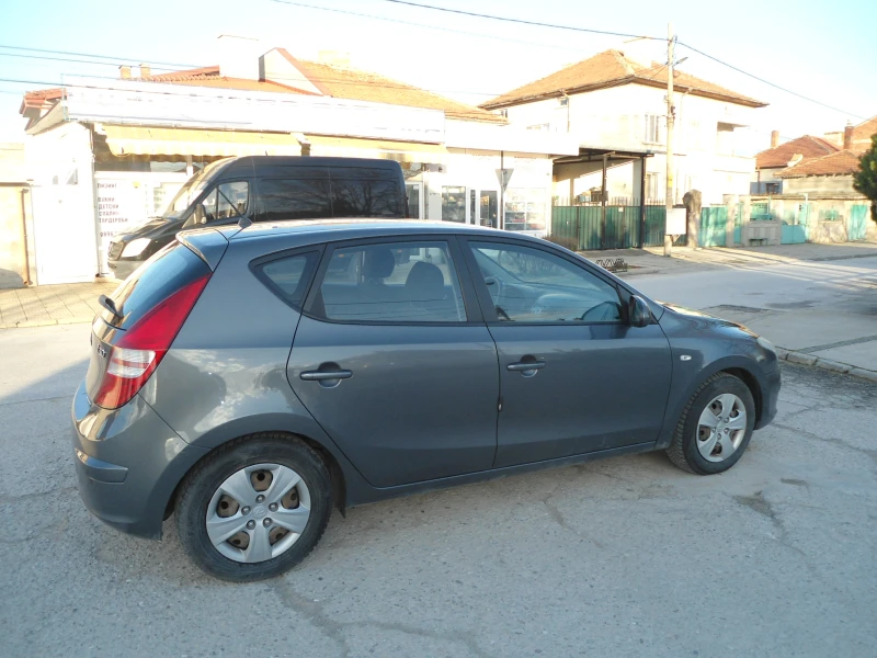Hyundai I30 1.6 GRDI, снимка 4 - Автомобили и джипове - 53500292