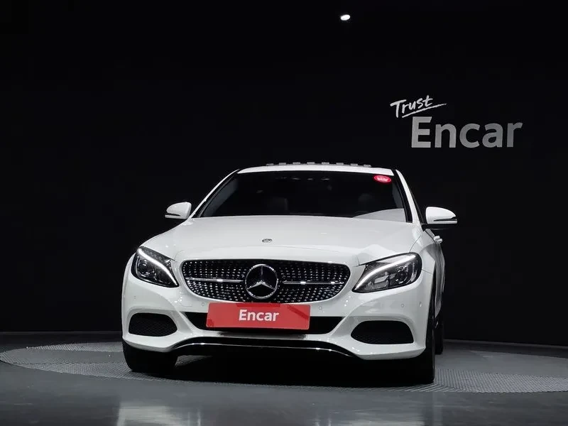 Mercedes-Benz C 180  - изображение 3