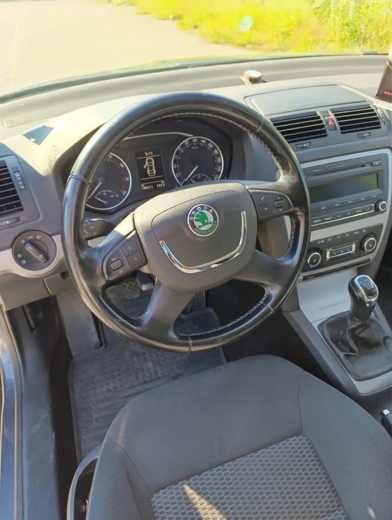 Skoda Octavia, снимка 2 - Автомобили и джипове - 56204614