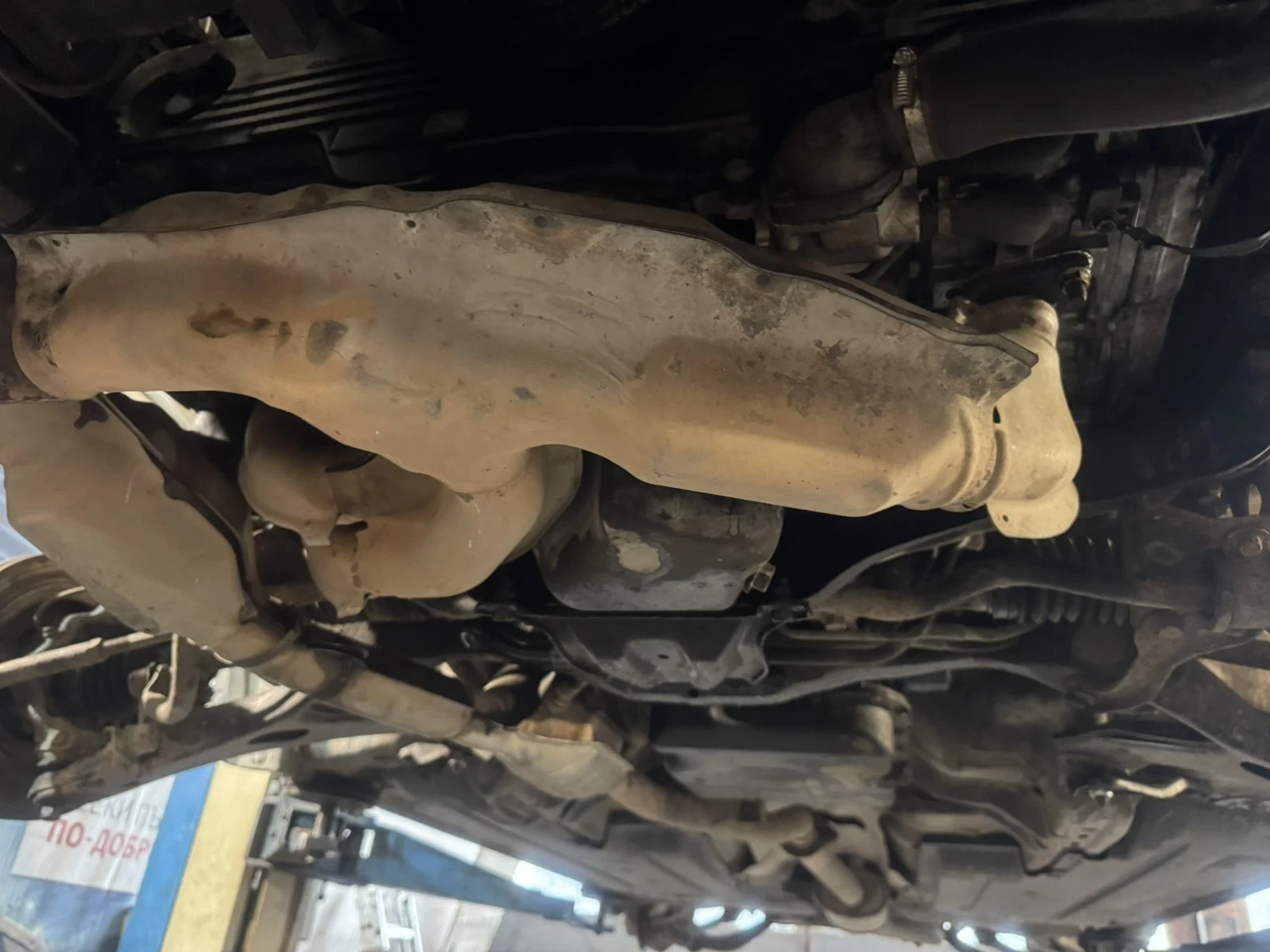 Subaru Outback 2.5 бензин газ, снимка 9 - Автомобили и джипове - 44223237