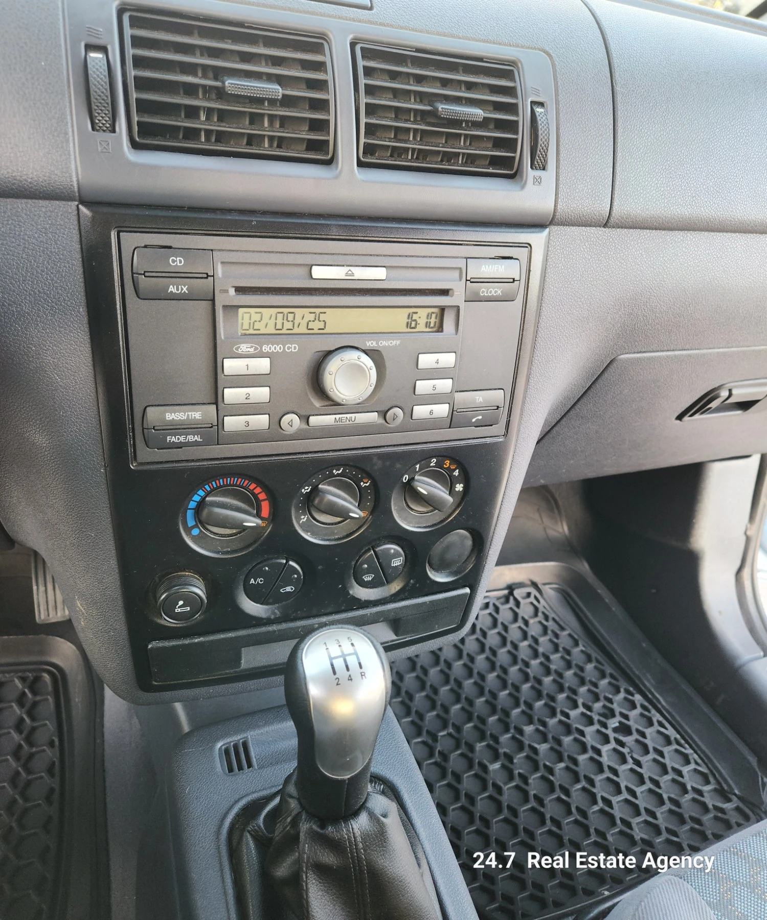 Ford Tourneo Connect | Mobile.bg   6