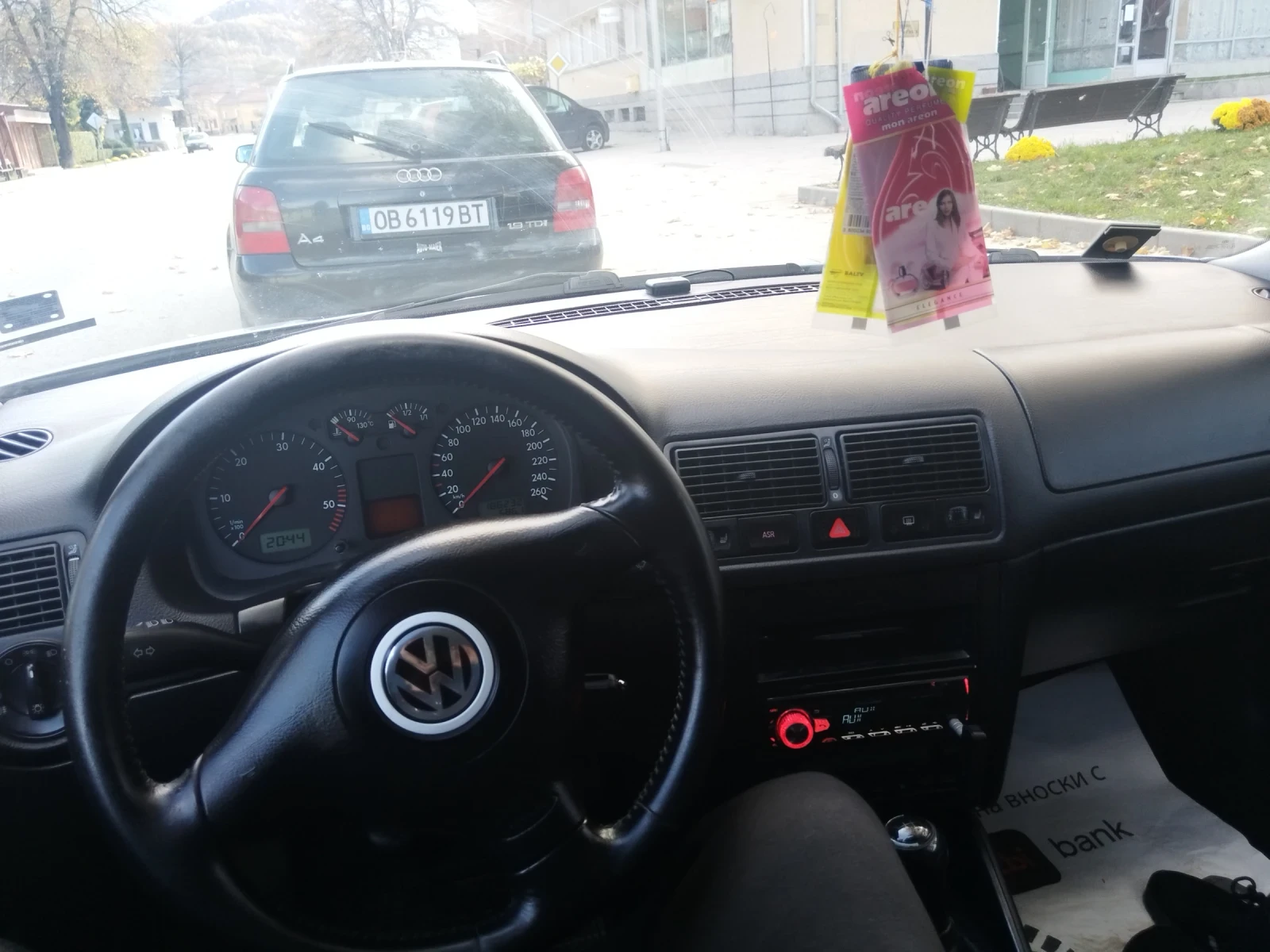 VW Golf 1.9  - изображение 9