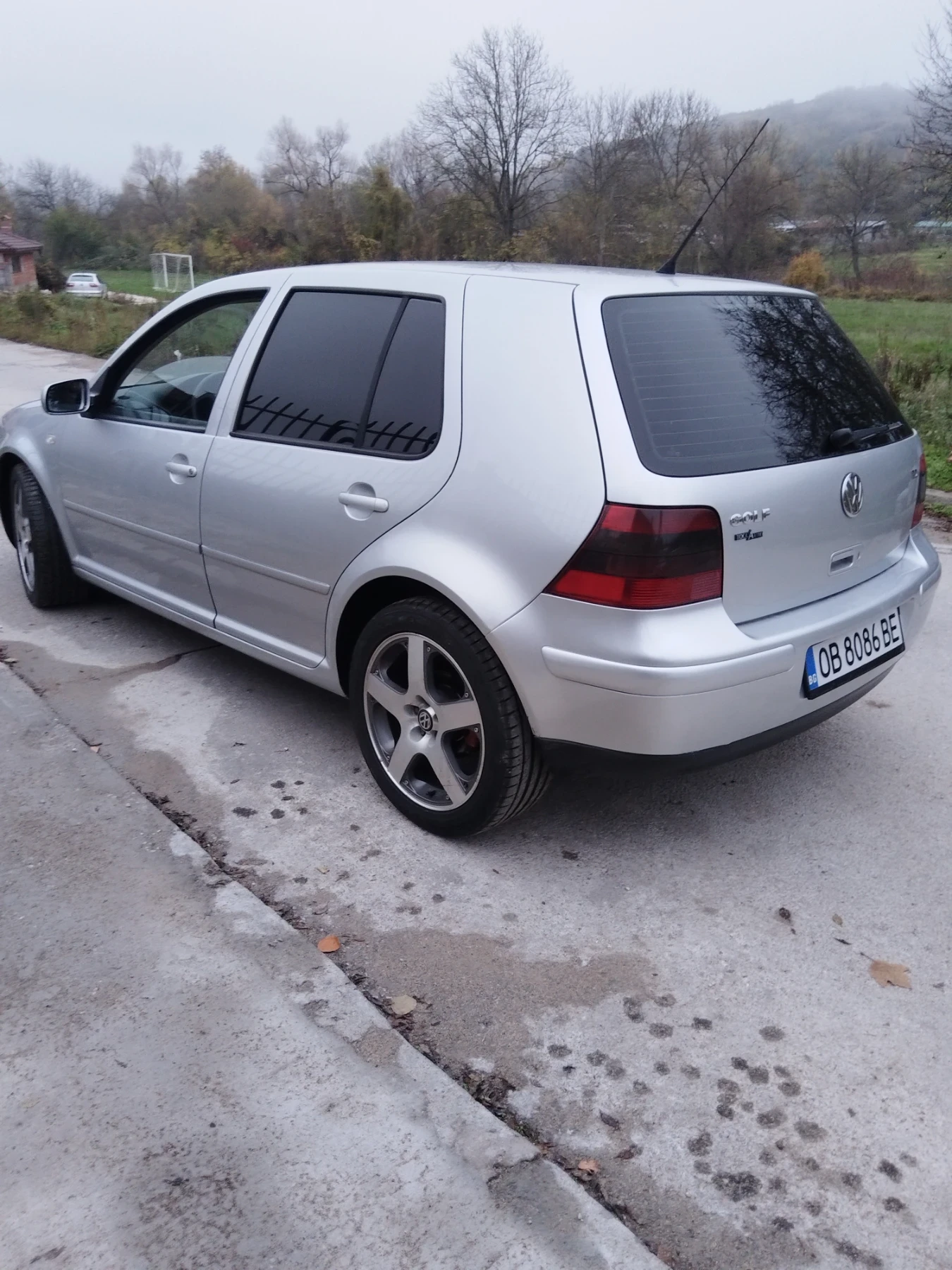 VW Golf 1.9  - изображение 8