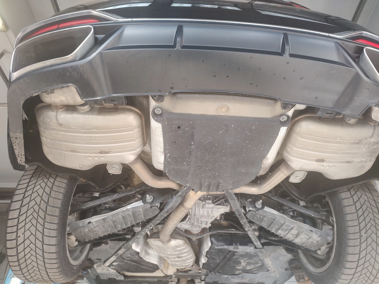 Audi A5 45 TFSI 265 кс Quattro Premium Plus B&O, снимка 15 - Автомобили и джипове - 54094059