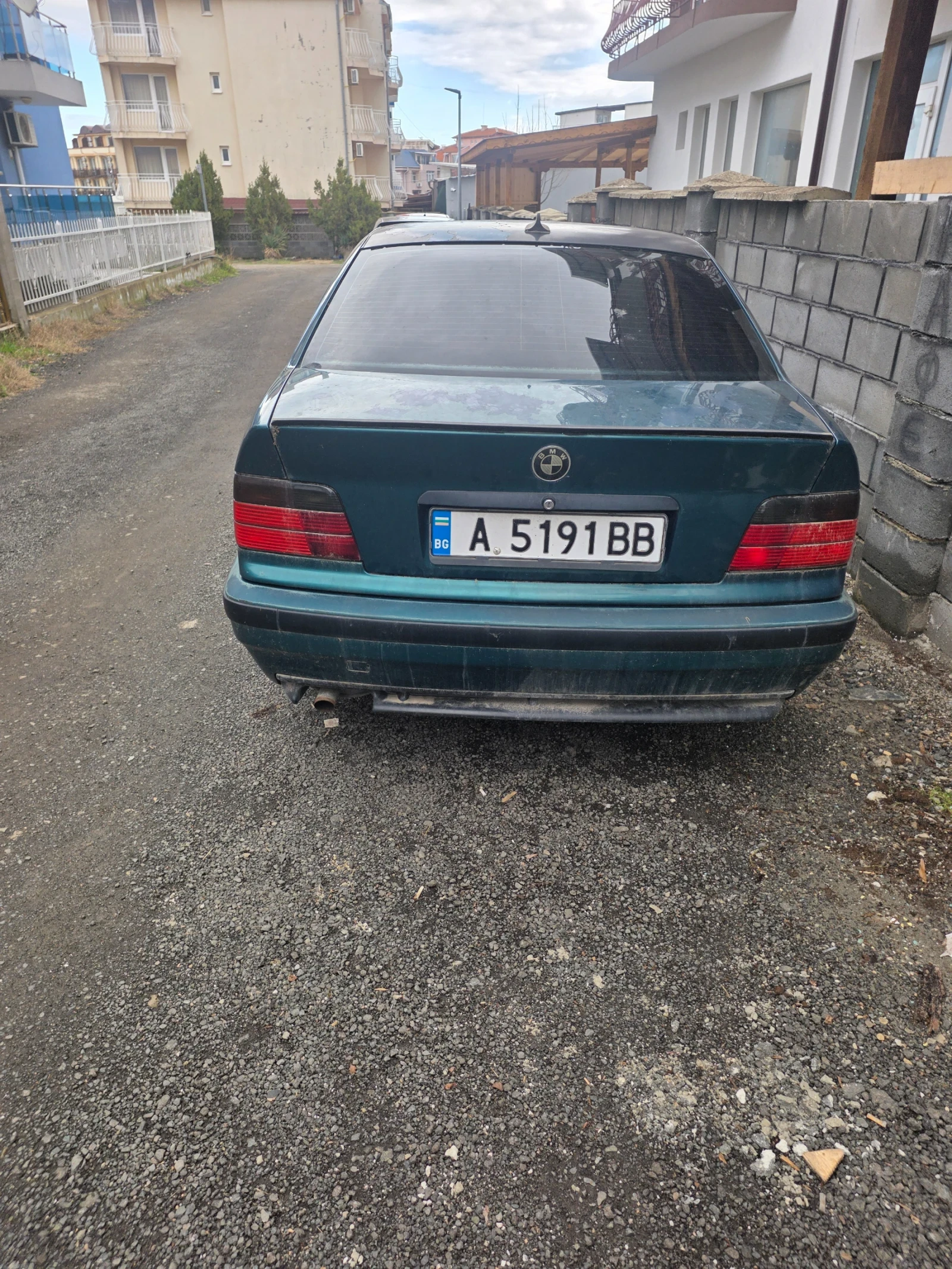 BMW 316 I седан - изображение 2