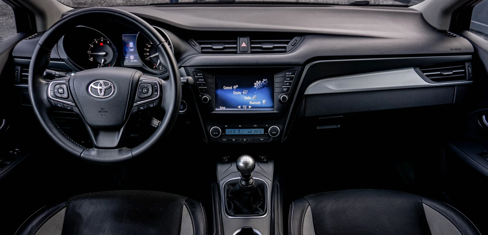 Toyota Avensis 1.8 бензин| ТОП!! КАТО НОВА! С ГАРАНЦИЯ!, снимка 8 - Автомобили и джипове - 53730678