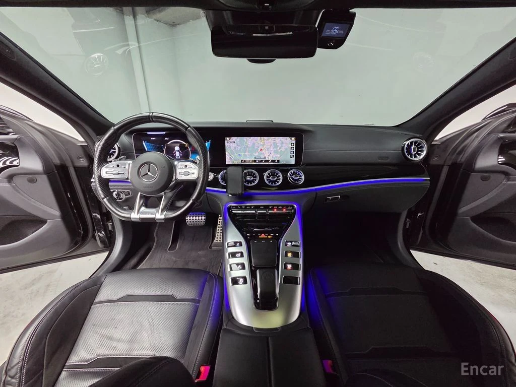 Mercedes-Benz AMG GT 43* 4MATIC+ * ОБДУХВ* 360* HEADUP* PANO* , снимка 6 - Автомобили и джипове - 54701653