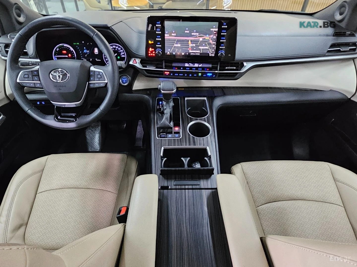 Toyota Sienna 2.5 HYBRID/360/ПОДГРЕВ/ОБДУХВАНЕ, снимка 6 - Автомобили и джипове - 54902469