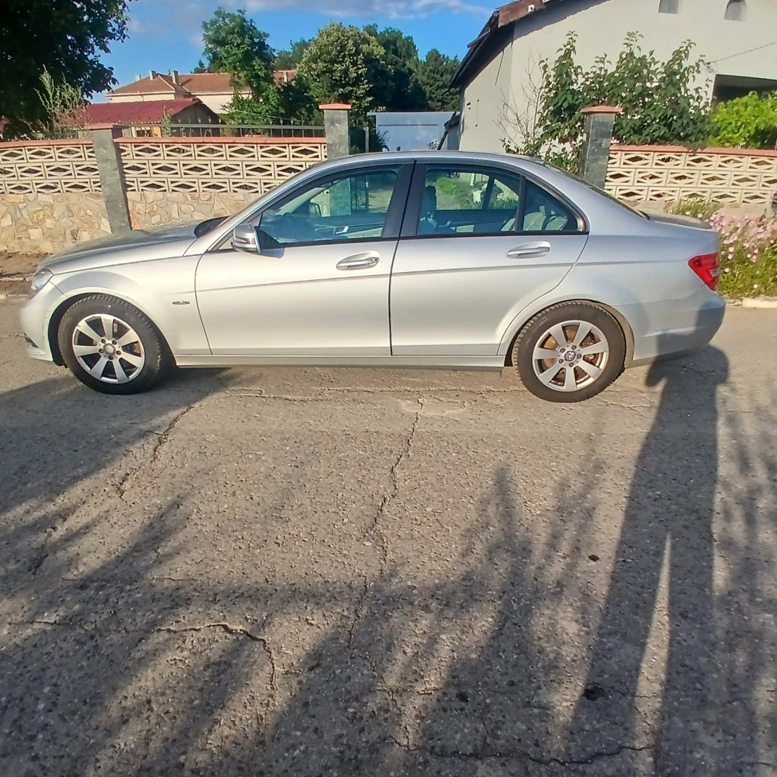 Mercedes-Benz 200, снимка 3 - Автомобили и джипове - 55166181