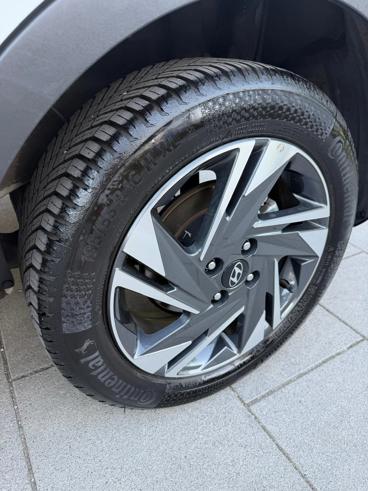 Hyundai Bayon, снимка 11 - Автомобили и джипове - 55437061