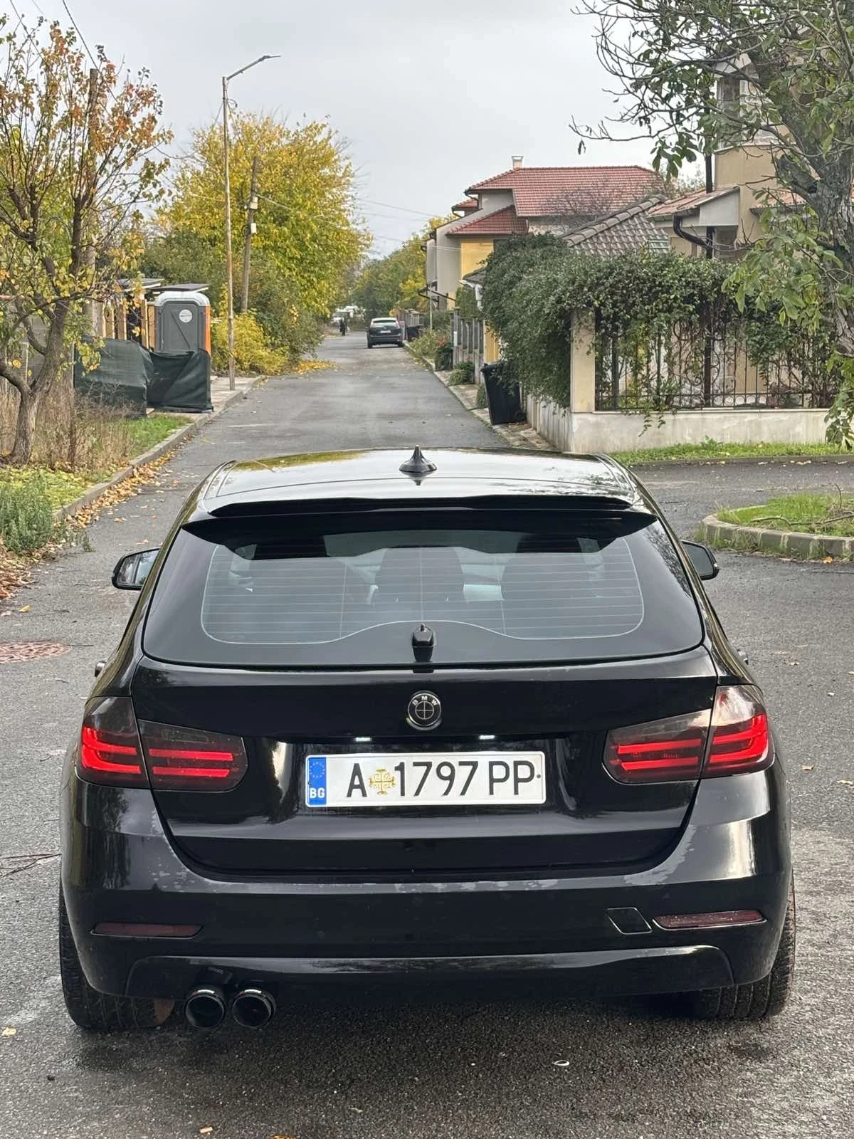 BMW 320, снимка 4 - Автомобили и джипове - 55886151