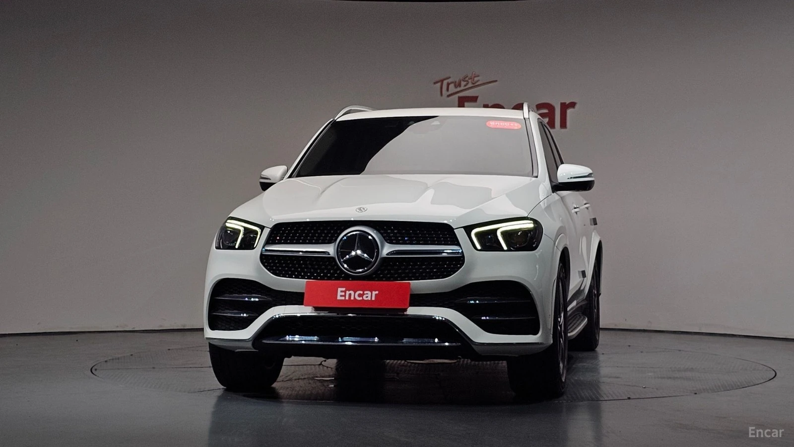 Mercedes-Benz GLE 450 AMG Line| AIR| DISTRO| ОБДУХ| 360| HUD| 3 AC| , снимка 2 - Автомобили и джипове - 56136071