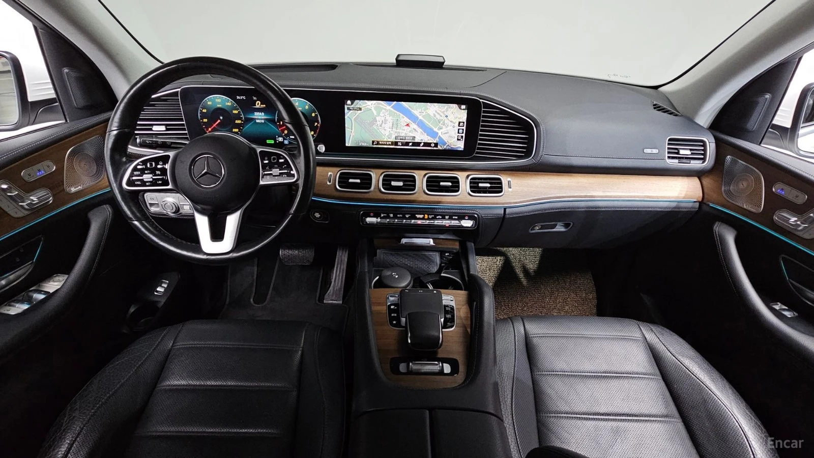 Mercedes-Benz GLE 450 AMG Line| AIR| DISTRO| ОБДУХ| 360| HUD| 3 AC| , снимка 8 - Автомобили и джипове - 56136071