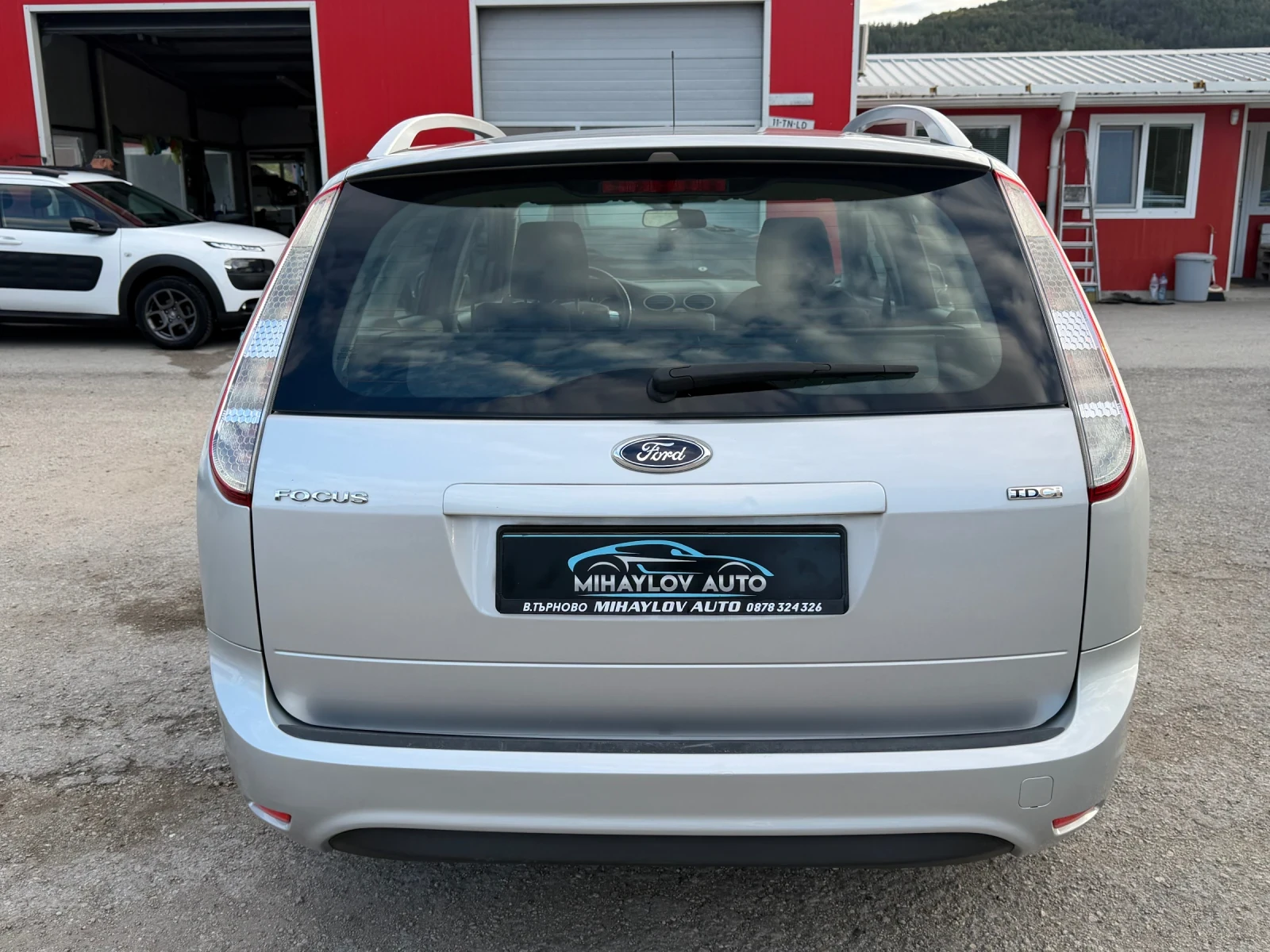 Ford Focus 1.6TDCI УНИКАТ, снимка 4 - Автомобили и джипове - 56226812