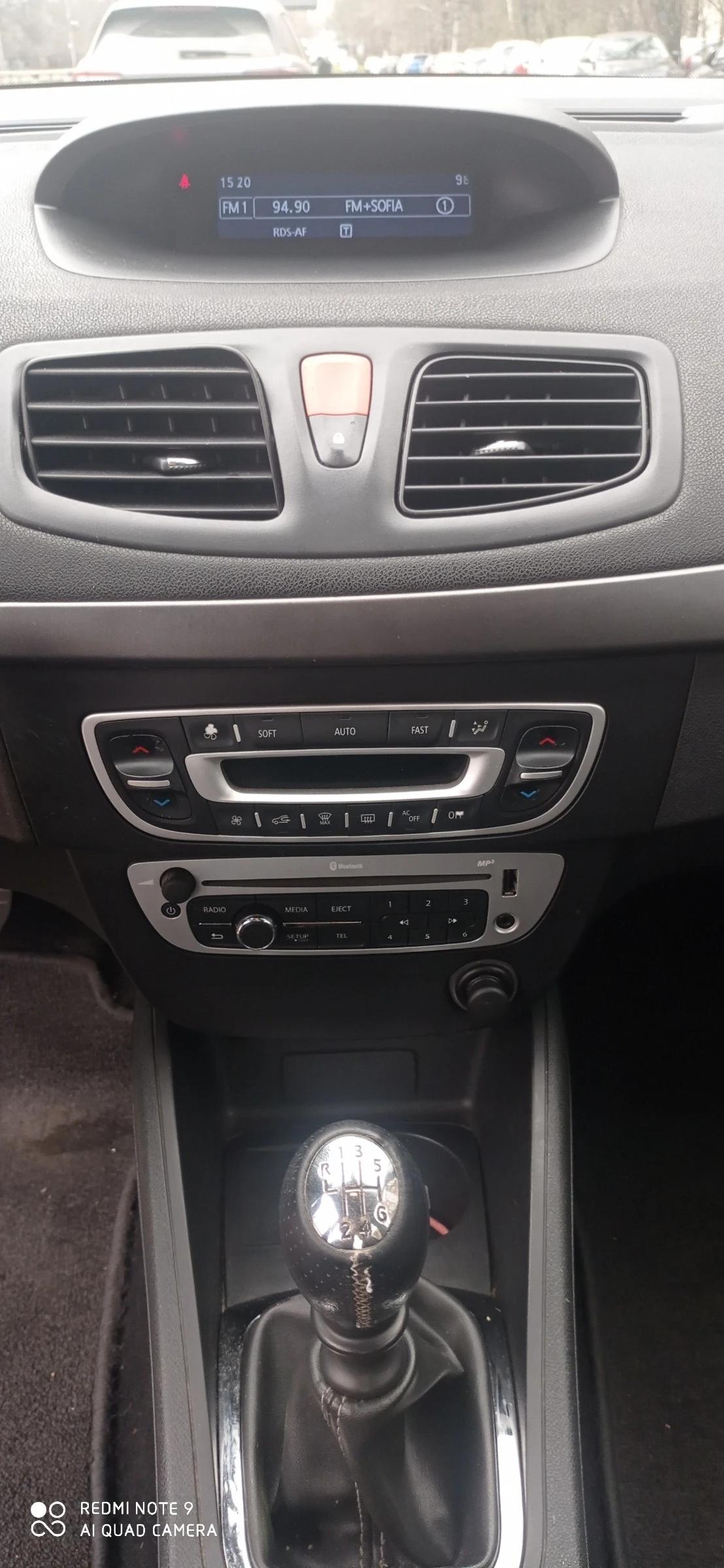 Renault Fluence 1.5  dCi, снимка 5 - Автомобили и джипове - 56249347