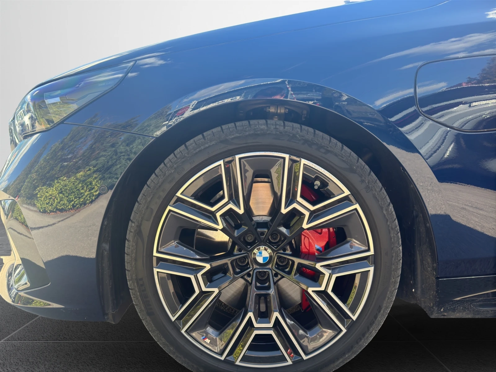 BMW 550 xDrive Touring, снимка 5 - Автомобили и джипове - 56370472