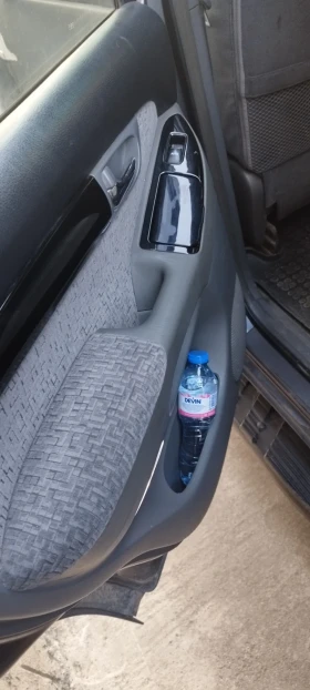 Toyota Land cruiser - 13000 € / 25425.79 лв. - 49628945 16