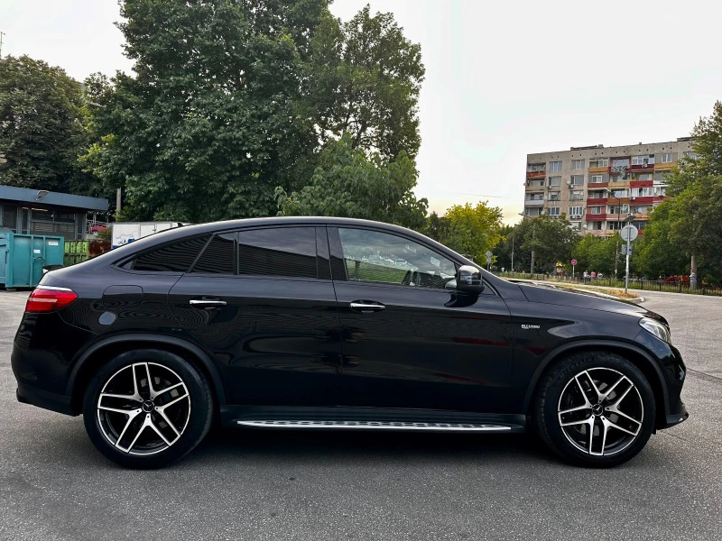 Mercedes-Benz GLE 43 AMG AMG SHADOW LINE/ 4MATIC/9G-TRONIC/HARMAN KARDON/, снимка 2 - Автомобили и джипове - 46357469