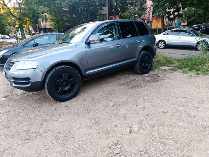 VW Touareg 3.2 Бензин, снимка 3 - Автомобили и джипове - 47146198