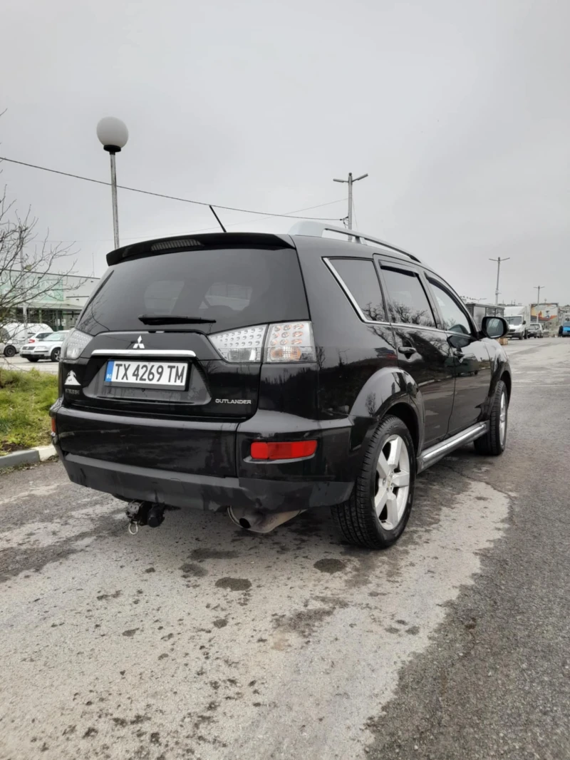 Mitsubishi Outlander, снимка 5 - Автомобили и джипове - 48307572