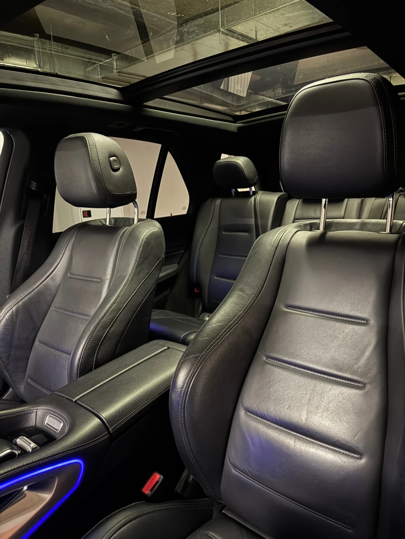 Mercedes-Benz GLE 300 D 4 MATIC, снимка 10 - Автомобили и джипове - 53473633