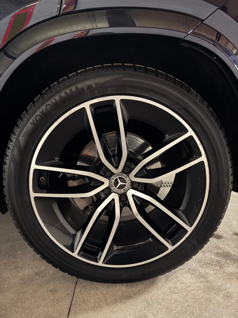Mercedes-Benz GLE 300 D 4 MATIC, снимка 12 - Автомобили и джипове - 53473633