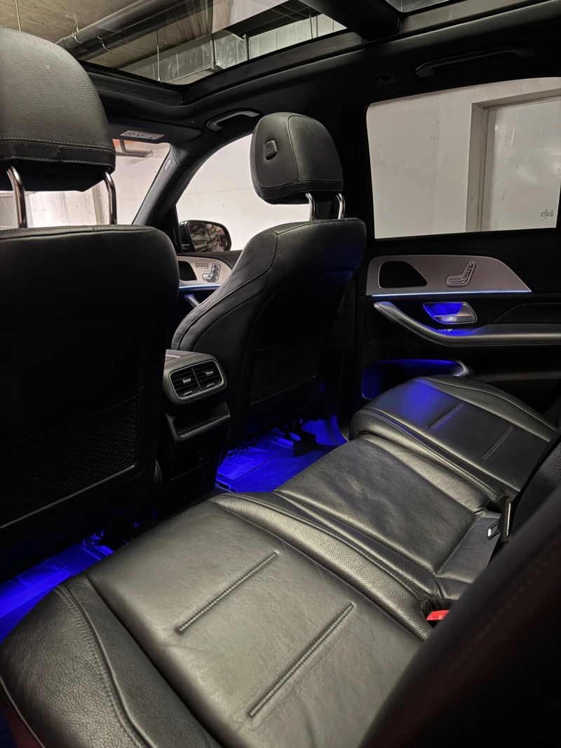 Mercedes-Benz GLE 300 D 4 MATIC, снимка 11 - Автомобили и джипове - 53473633