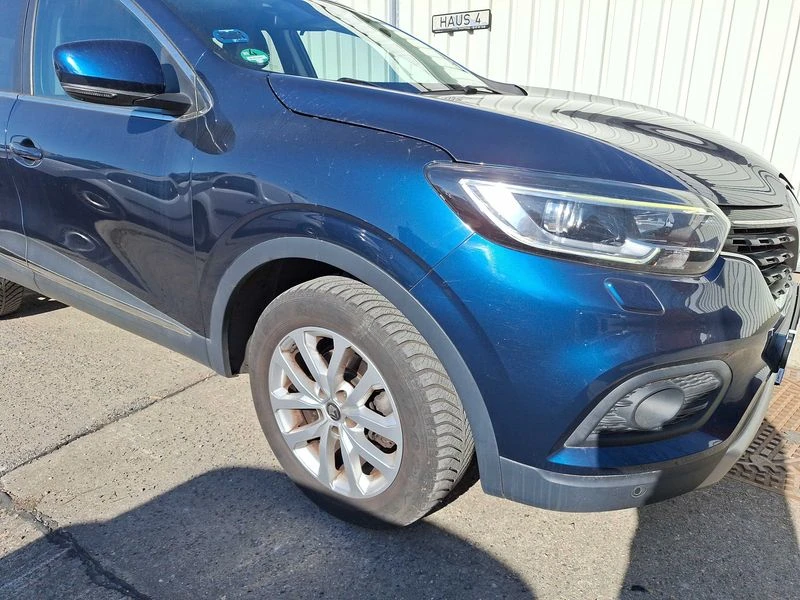 Renault Kadjar 1.3 TCe, снимка 8 - Автомобили и джипове - 53728999