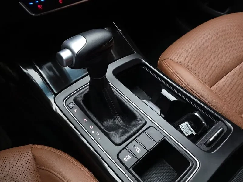 Kia Sorento 2.0 MASTER ������| ���������| ���������| ������� | Mobile.bg � ����������� 9