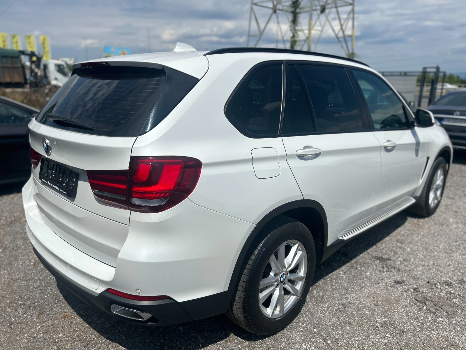 BMW X5 3.0X-DRIVE/LINE-ASSST/KEYLESS-ENTRY/ПЪЛНА СЕРВ.ИCТ - изображение 4