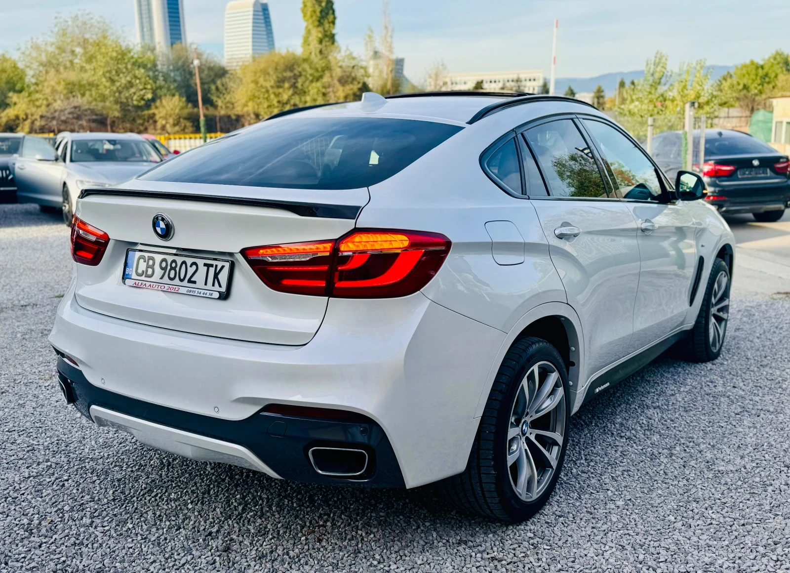 BMW X6 3.0d/M PERFORMANCE/БЯЛА ПЕРЛА/ОБСЛУЖЕНА В БМВ/НОВА - изображение 5