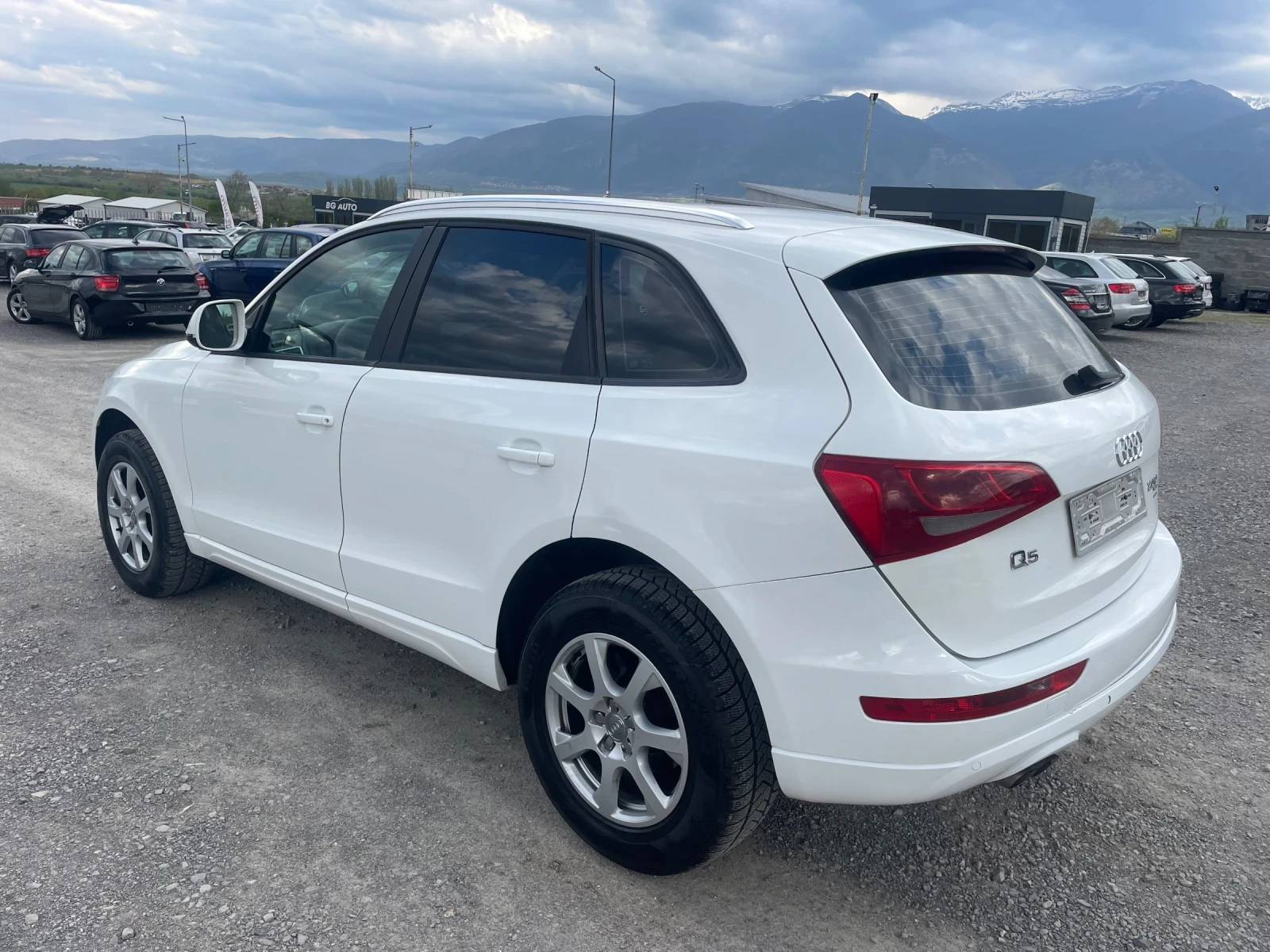 Audi Q5 2.0TDI QUATTRO 143КС - изображение 4