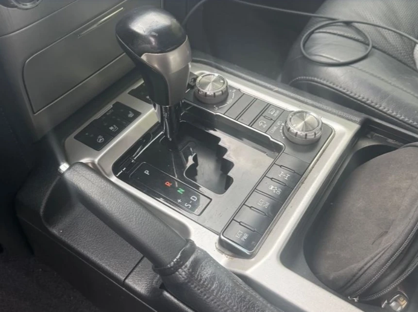 Toyota Land cruiser 4, 6 v8 - изображение 10