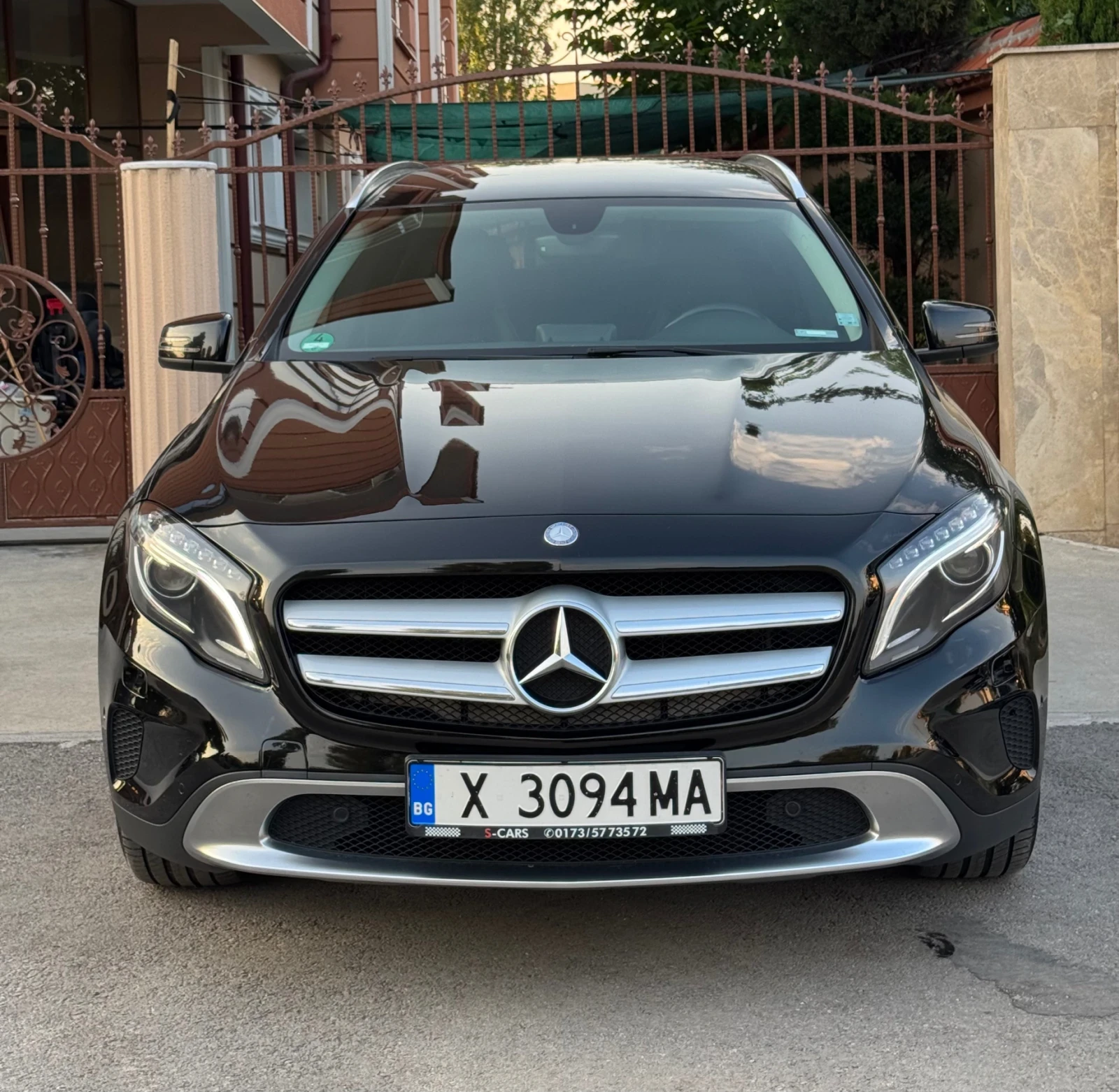 Mercedes-Benz GLA 220 4 Matic* 170k.c - изображение 2