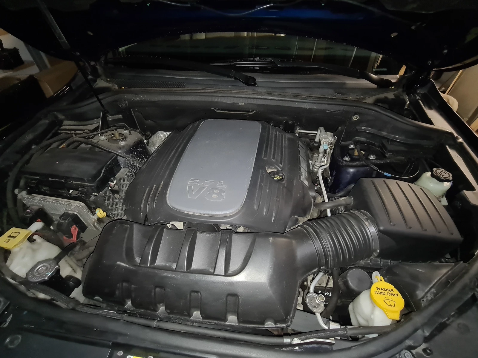 Jeep Grand cherokee Overland 5.7 - изображение 5