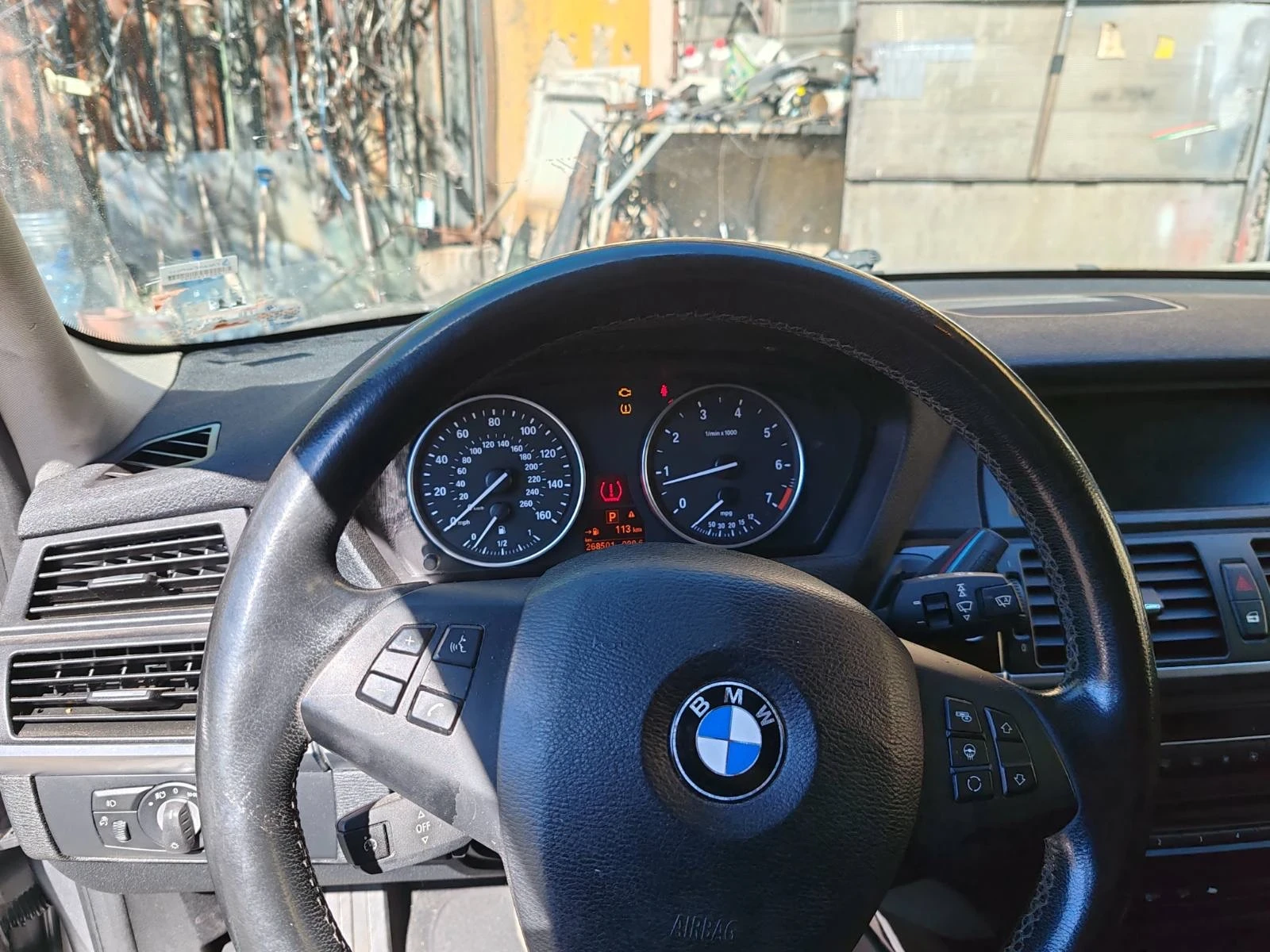 BMW X5  - изображение 7