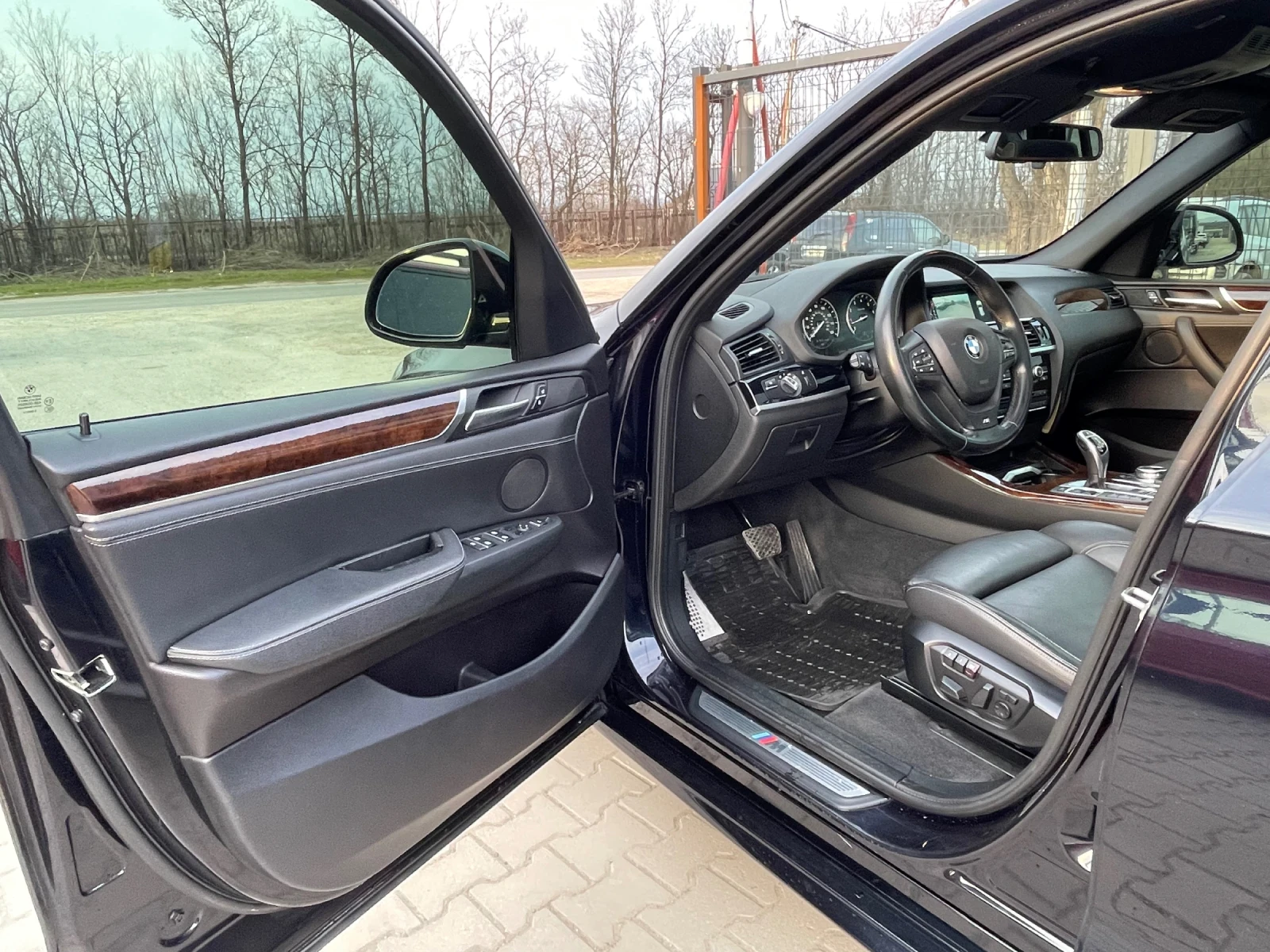 BMW X3 3.5i* XDrive* Mpaket* 360* HeadUp* KeylessGo* Pano, снимка 7 - Автомобили и джипове - 53904463
