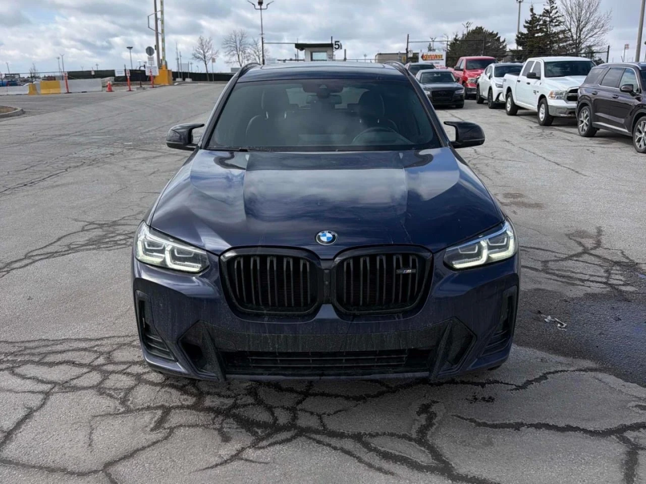 BMW X3 M-pkg* 360View* Keyless* Подгрев* Пано, снимка 2 - Автомобили и джипове - 54011459