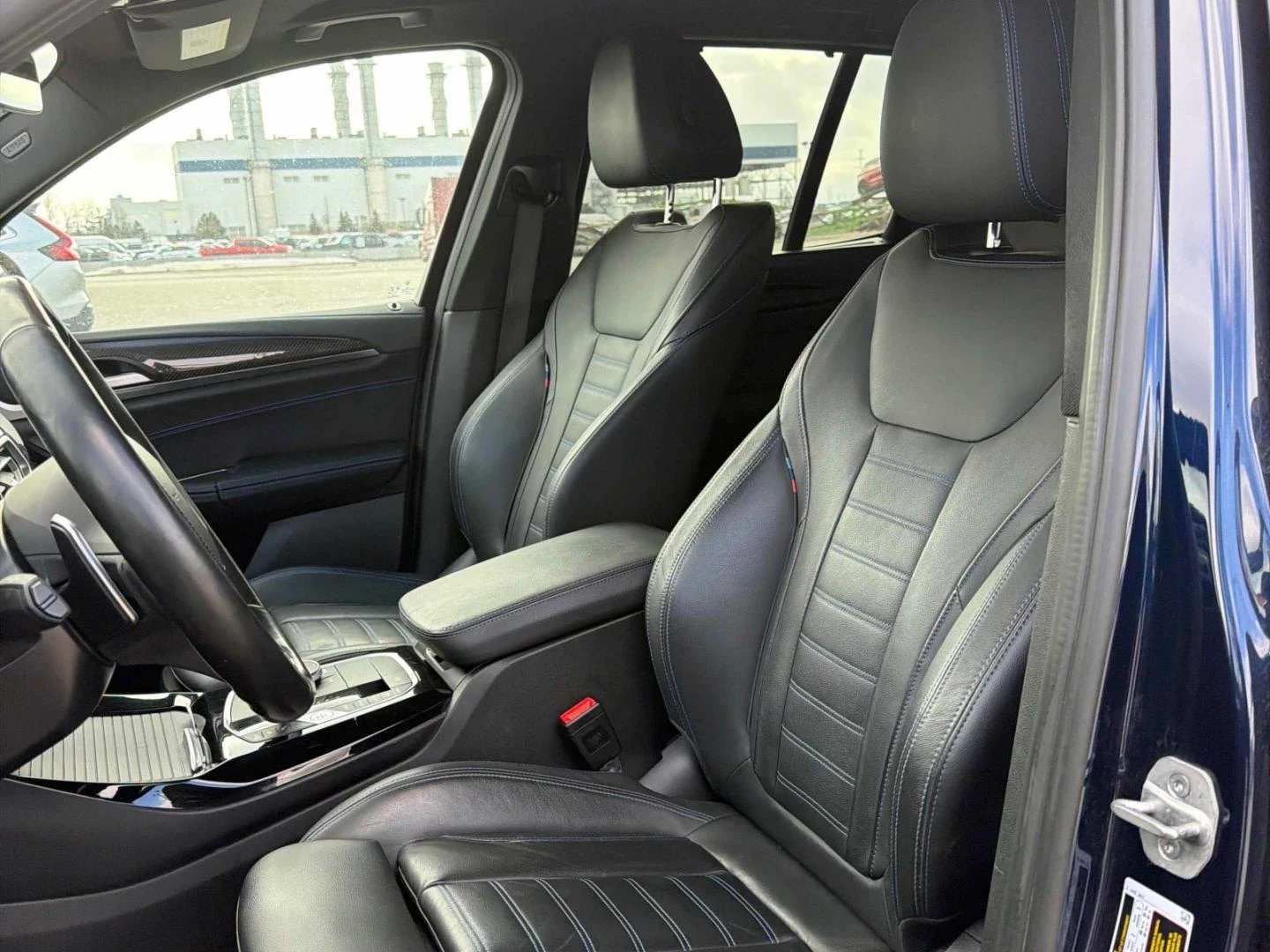 BMW X3 M-pkg* 360View* Keyless* Подгрев* Пано, снимка 12 - Автомобили и джипове - 54011459