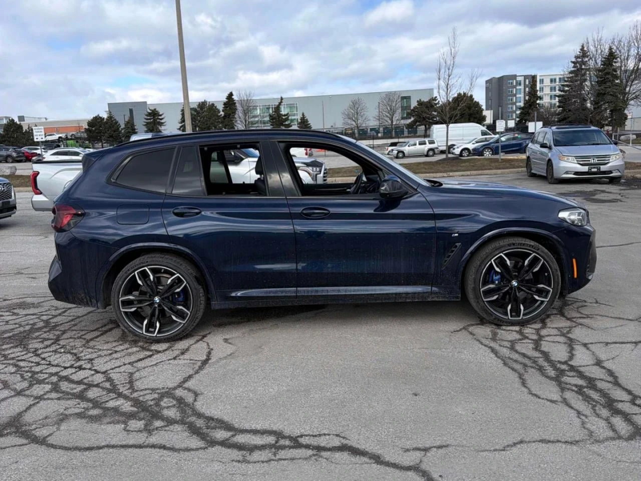BMW X3 M-pkg* 360View* Keyless* Подгрев* Пано, снимка 5 - Автомобили и джипове - 54011459