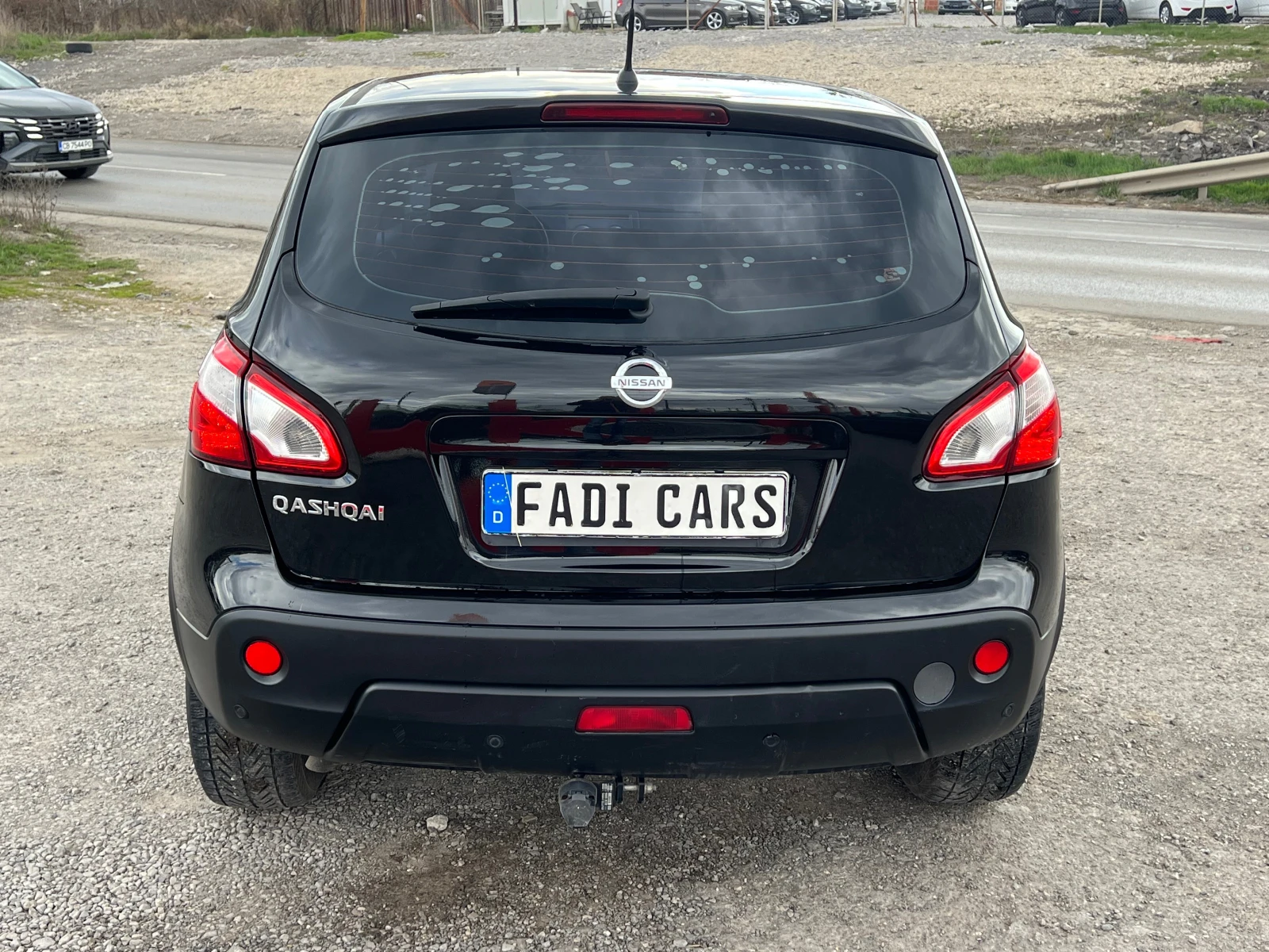 Nissan Qashqai, снимка 7 - Автомобили и джипове - 54188445