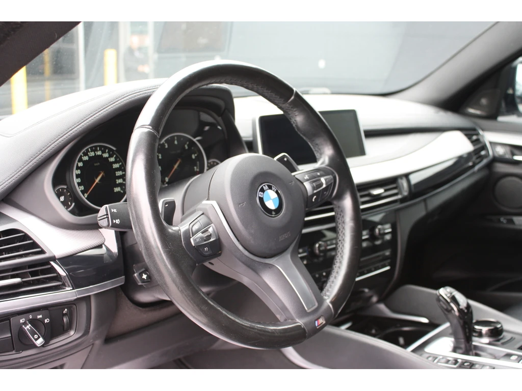 BMW X6 xDrive35i* Premium* Harman Kardon, снимка 6 - Автомобили и джипове - 54218455