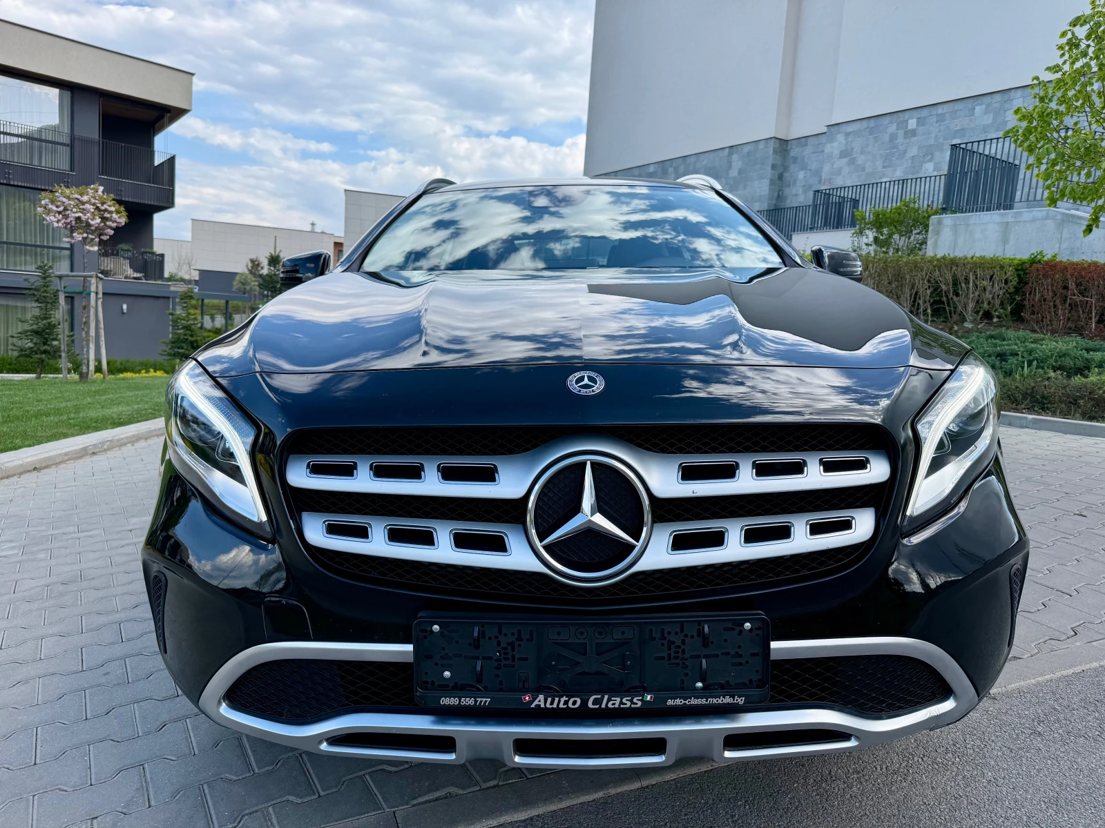 Mercedes-Benz GLA 220 CDI 4-MATIC ТОП СЪСТОЯНИЕ !, снимка 2 - Автомобили и джипове - 54396154