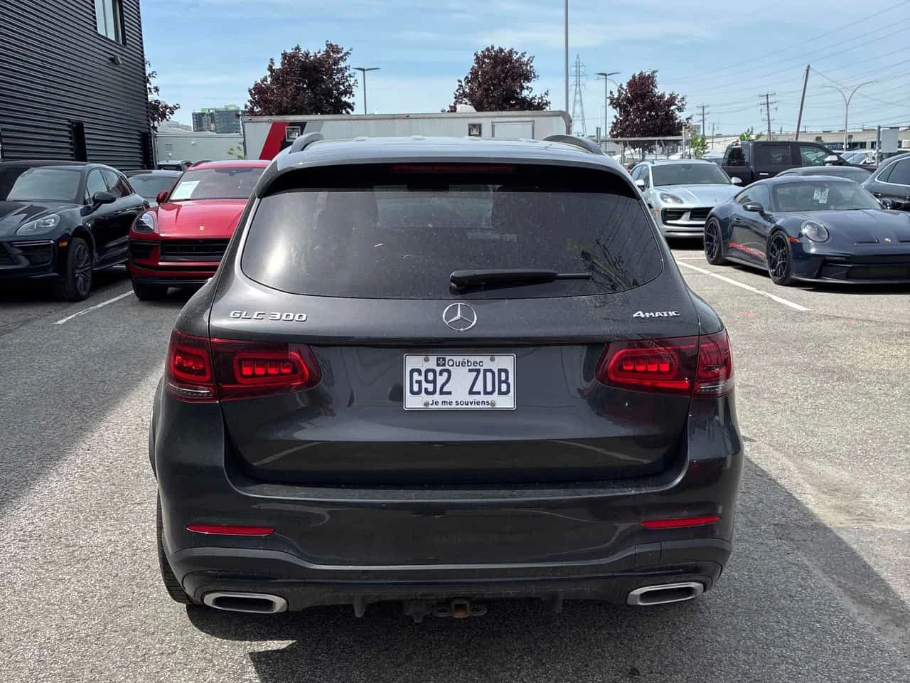 Mercedes-Benz GLC * AMG PACK* ГЛАВНО ПРЕДСТАВИТЕЛСТВО НА PORSCHE* , снимка 5 - Автомобили и джипове - 54812776