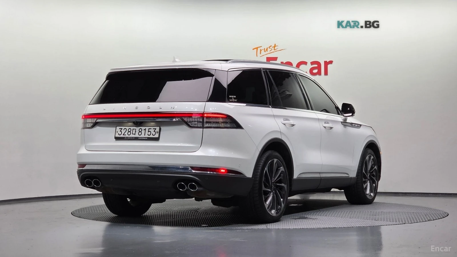 Lincoln Aviator 3.0* AWD* DISTRONIC* 360* ОБДУХВАНЕ* МАСАЖИ* , снимка 3 - Автомобили и джипове - 55407575