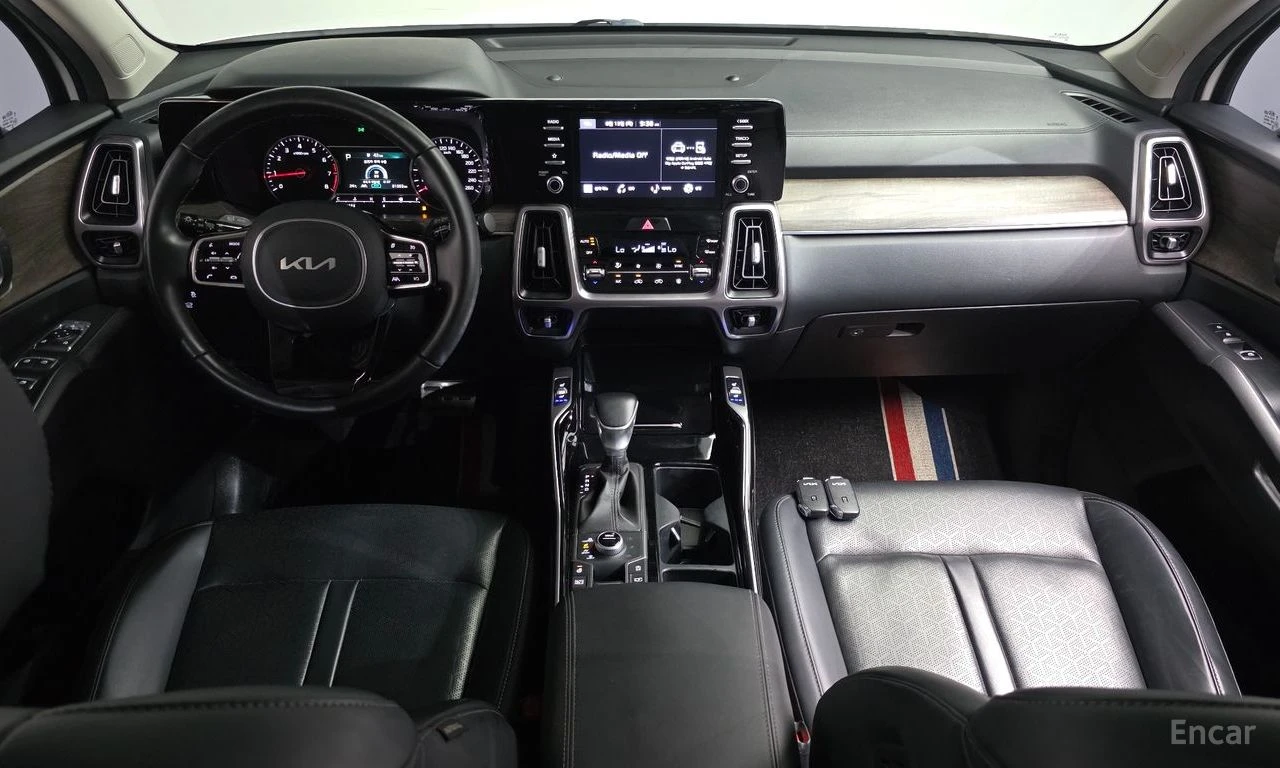Kia Sorento 2.5T Prestige 4x4* ПОДГРЕВ* ОБДУХВАНЕ* КАМЕРА* , снимка 8 - Автомобили и джипове - 55666538