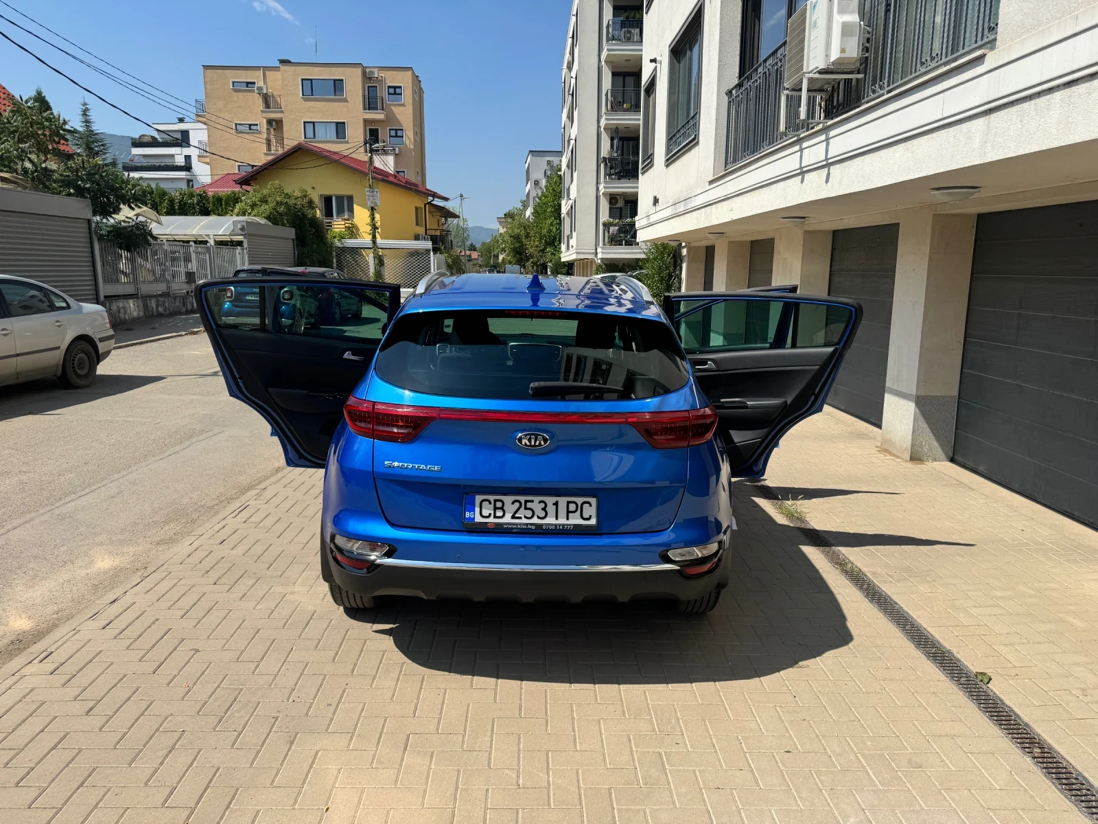 Kia Sportage 1.6 T-GDI | Гаранция от KIA до юли 2027 год., снимка 9 - Автомобили и джипове - 55922771