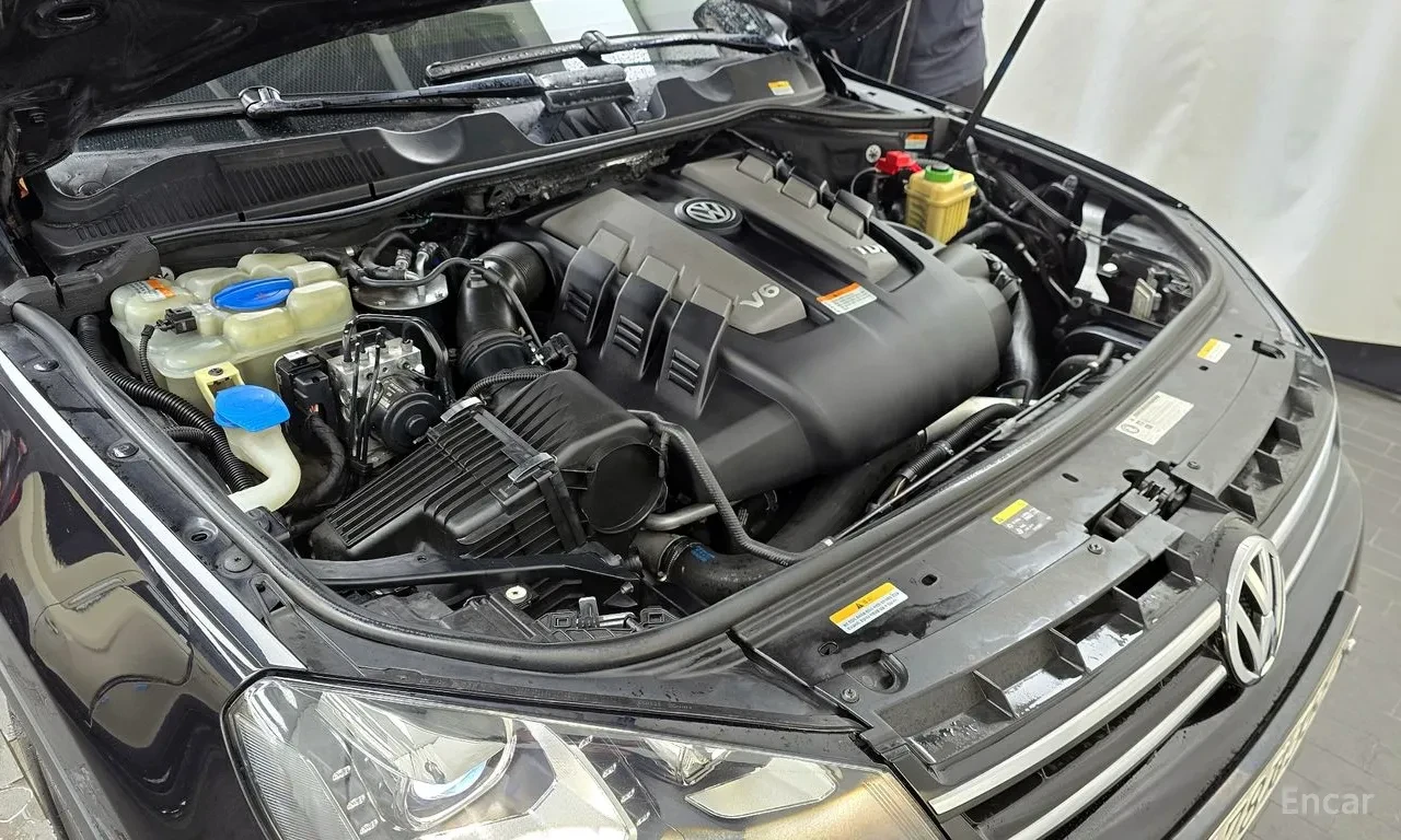 VW Touareg 3.0TDI* 4MOTION* , снимка 4 - Автомобили и джипове - 55927531