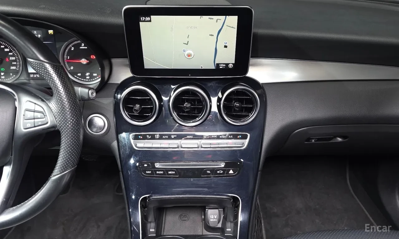 Mercedes-Benz GLC 220, снимка 8 - Автомобили и джипове - 56006034
