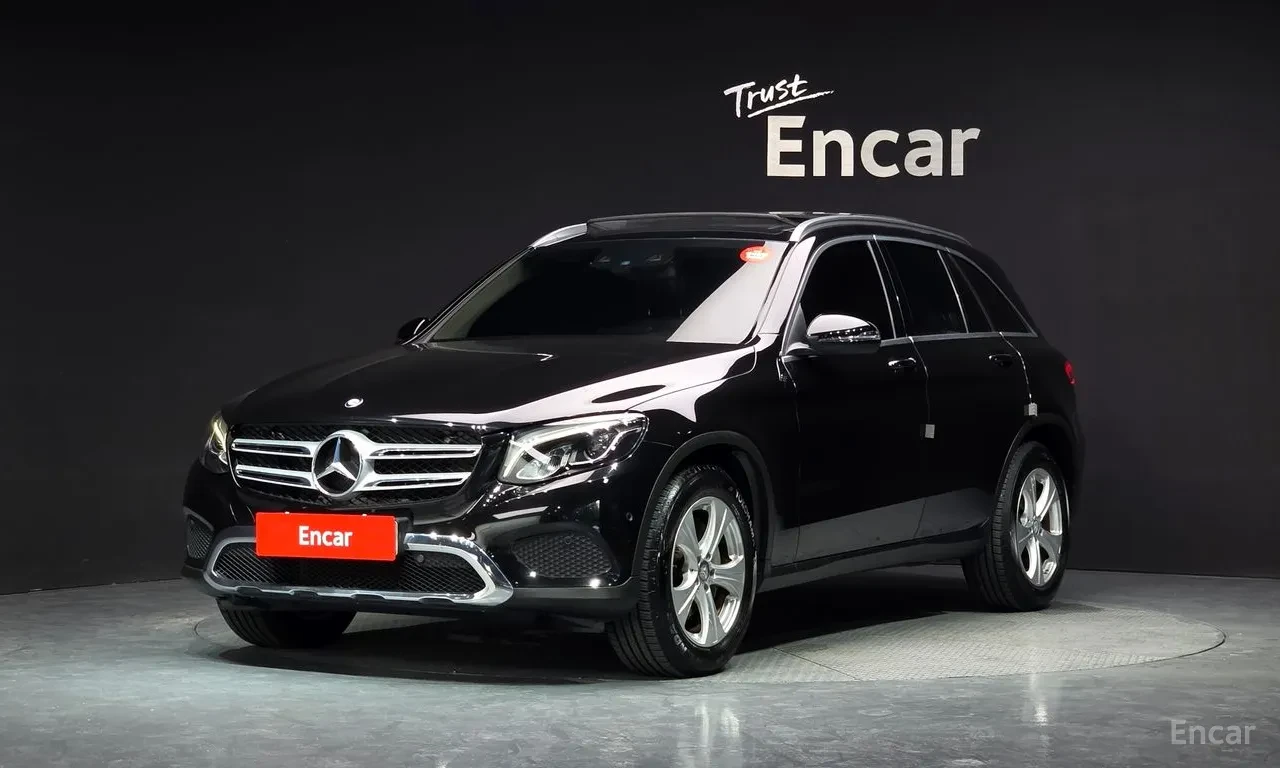 Mercedes-Benz GLC 220, снимка 2 - Автомобили и джипове - 56006034